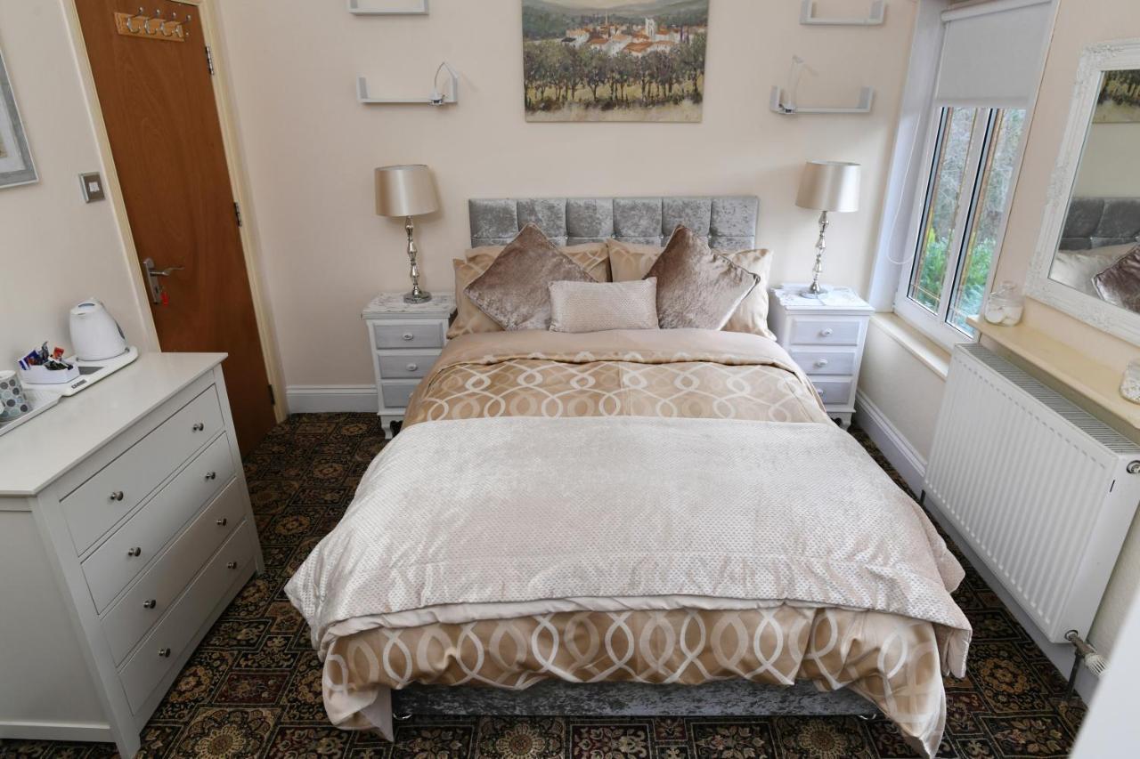Cilbrwyn Bed and Breakfast Swansea Buitenkant foto