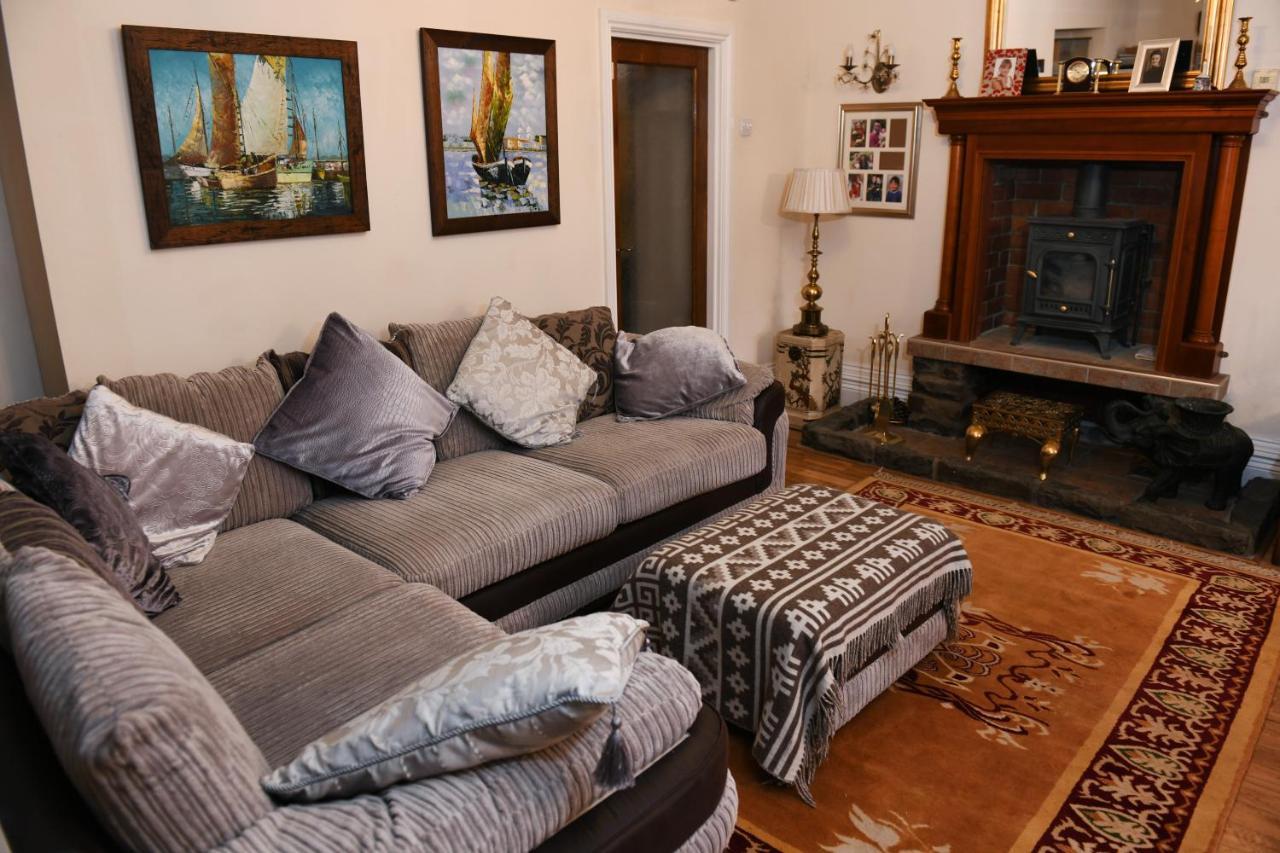Cilbrwyn Bed and Breakfast Swansea Buitenkant foto